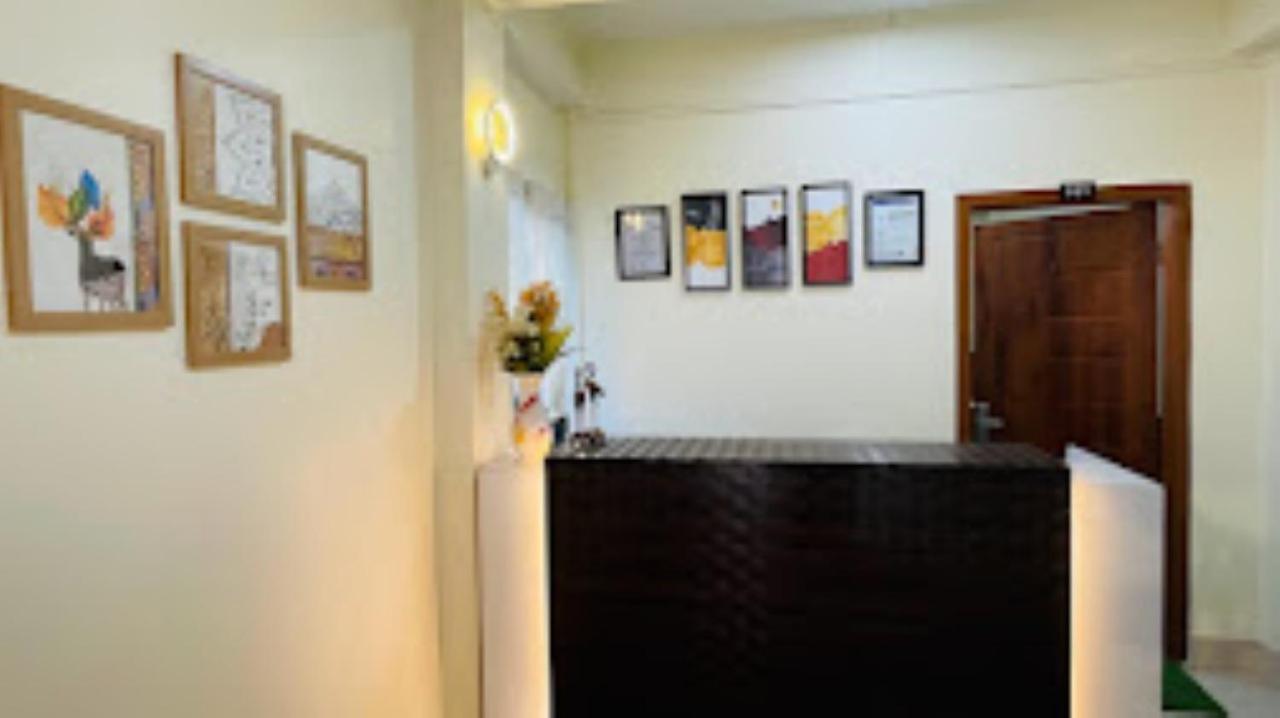 Hotel Sunrise Imphal Extérieur photo