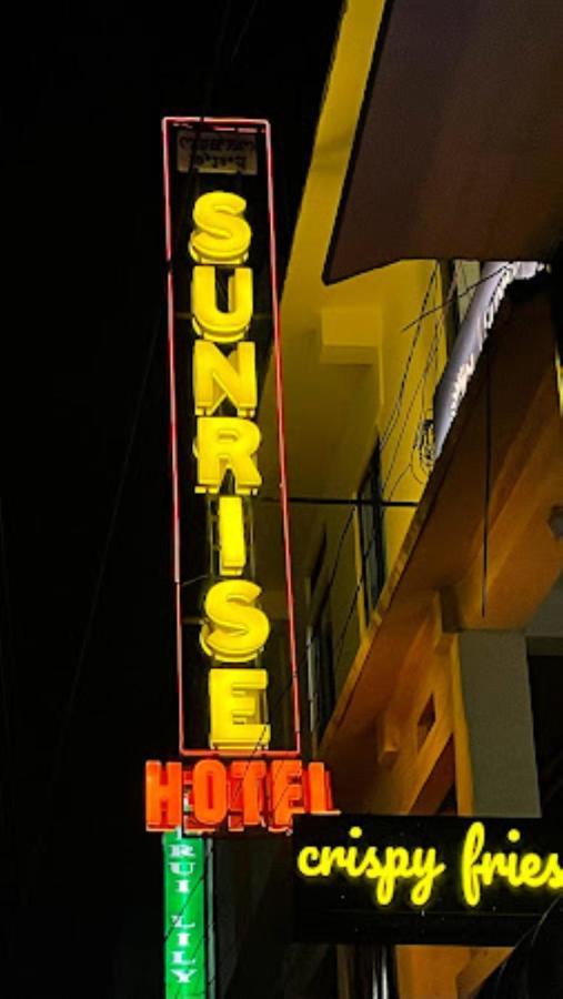 Hotel Sunrise Imphal Extérieur photo